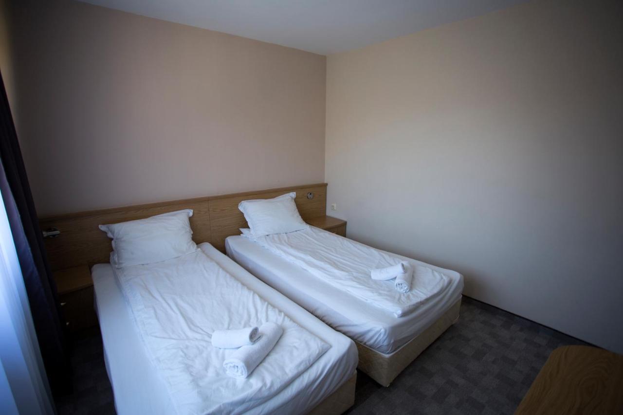 Family Prim Hotel 산단스키 외부 사진
