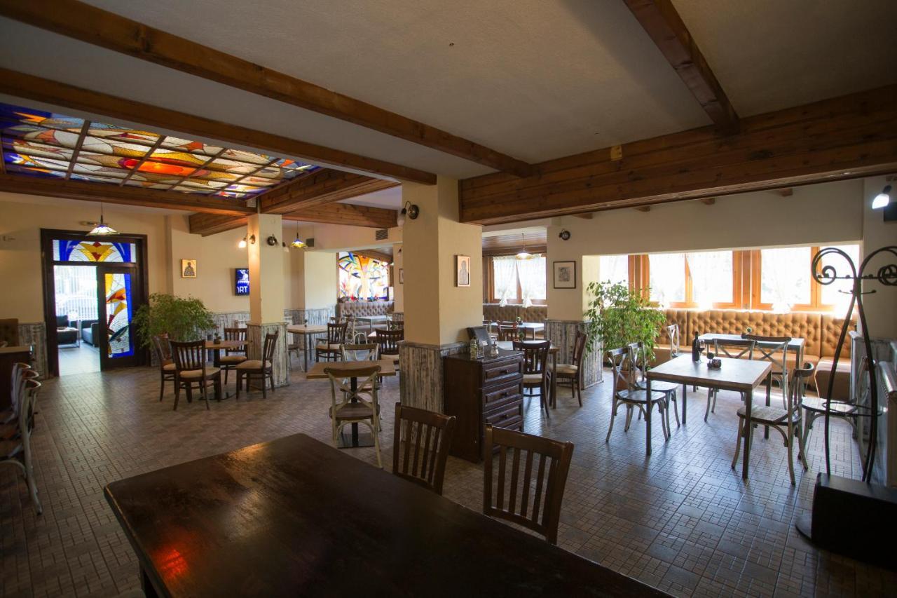 Family Prim Hotel 산단스키 외부 사진