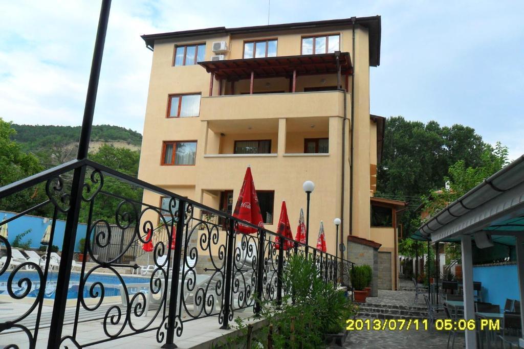 Family Prim Hotel 산단스키 외부 사진